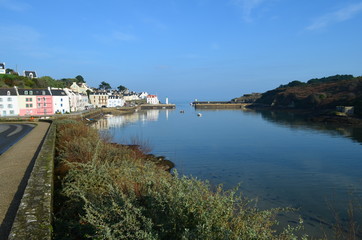 Wall Mural -  Le port de Sauzon à Belle-Île-en-Mer (Morbihan - Bretagne - France)