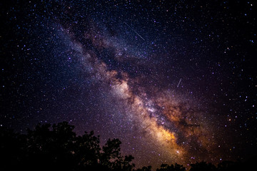 night sky above mesa verde