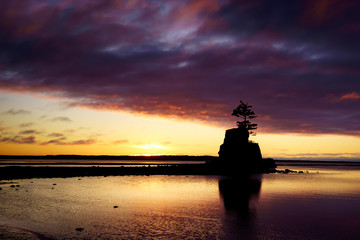 Wall Mural - Oregon Coast Lincoln City Siletz Bay Pacific Ocean Sunset