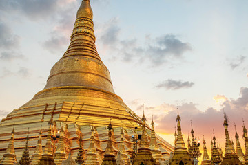 Myanmar Golden Pagoda Temple 