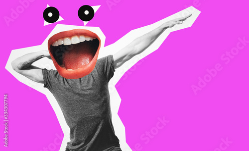 Fotomural Crazy guy emotions and female lips instead of head