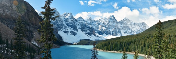 Wall Mural - Moraine Lake