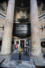 Wall Mural - victor emmanuel ii grave