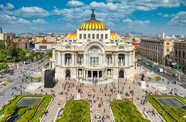 Canvas Print - Palacio de Bellas Artes or Palace of Fine Arts, a symbol of Mexico