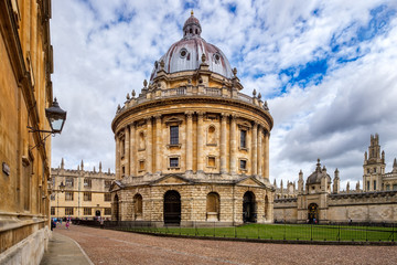 Canvas Print - Classic view of the Univeristy of Oxford in Britain