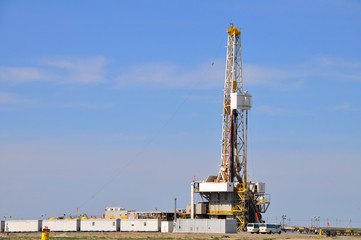 Wall Mural - The Onshore Drilling Rig