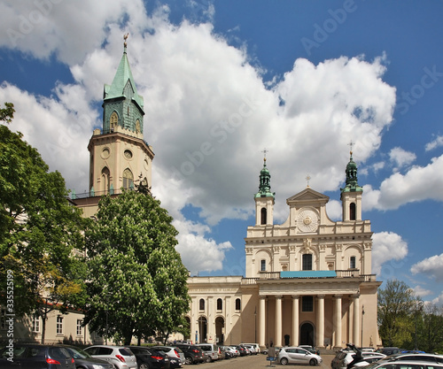 Fototapeta Lublin  wieza-katedry-sw-jana-chrzciciela-i-trojcy-trynitarskiej-w-lublinie-polska