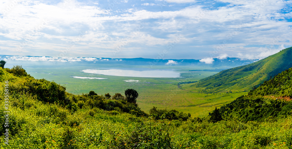View over Ngorongoro Crater, Tanzania, East Africa (UNESCO World Heritage Site) - obrazy, fototapety, plakaty 