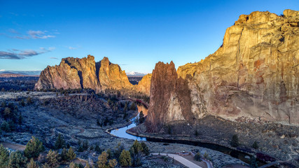 Wall Mural - Sunrise view at Smith Rock near Bend Oregon