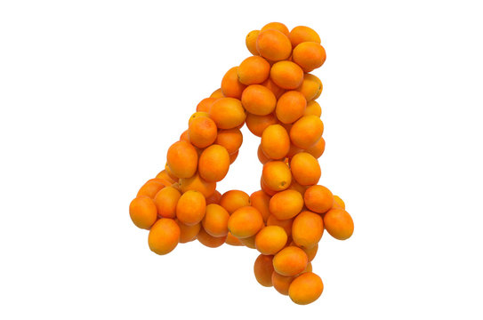 Number 4 from oranges, 3D rendering