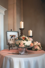 Wedding Table Decoration And Wedding Cake