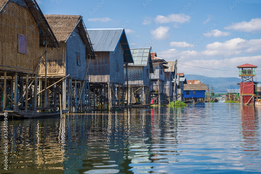Street Inle Traditional burmese rural houses on a rustic street. Inle Lake, Myanmar ...