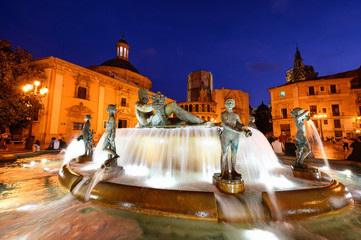 Canvas Print - La fontaine de Turia à Valence