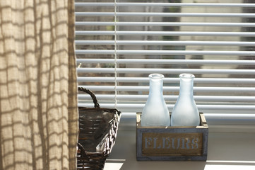 Canvas Print - Rustic home decor on window with blinds