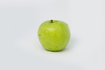 Wall Mural - green apple with water drops