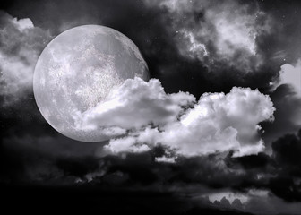Wall Mural - full moon with clouds clearing