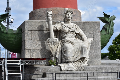 Fotomural Neva River allegoric sculpture