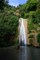 Wall Mural - idyllischer Wasserfall in einer Schlucht auf dem Peloponnes (Pylos, Gialova, Griechenland) - idyllic waterfall in a canyon on Peloponnese (Greece)