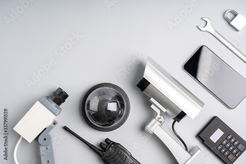 Fotografía CCTV security online camera with house plan