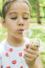 Wall Mural - Child Nature Spring Happy