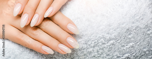 Manicured nails and Soft hands skin wide banner Lerretsbilde