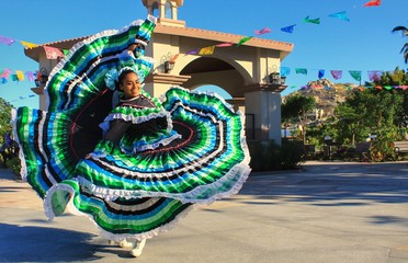 Mujer folclore Jalisco 2