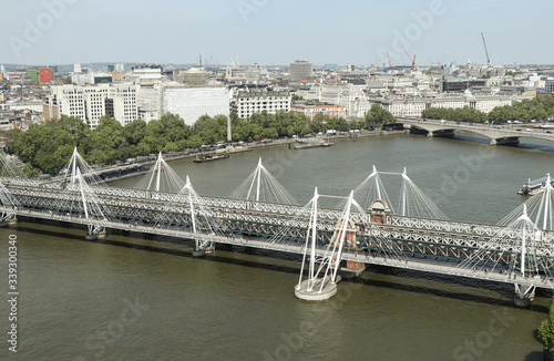 Fotografía Railway bridge which connected Charing cross station with Waterloo station