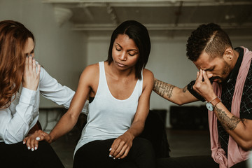 Canvas Print - People in a support group