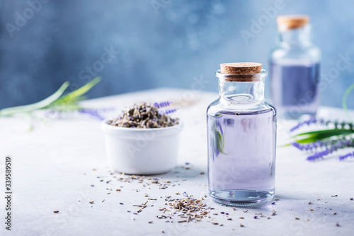 Fotografering natural lavender oil