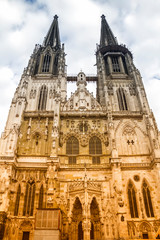 Wall Mural - REGENSBURG,BAVARIA, Germany : Dom St. Peter, the Cathedral of Regensburg in Bavaria, Germany