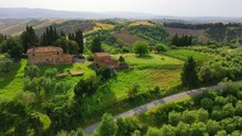 Campagna Toscana トスカーナの田舎） リアル絵画の世界！トスカーナの美しい田舎道 | GENIC編集部 | GENIC