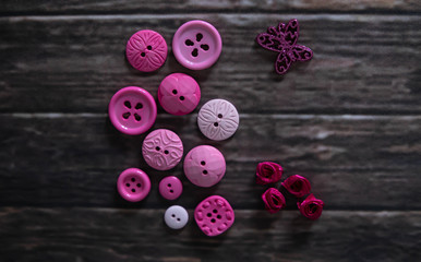 Pink and white buttons and roses