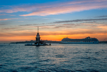 Poster - Istanbul, Turkey, 29 October 2008: Sunrise, Maiden's Tower, Tourist Cruise Ship