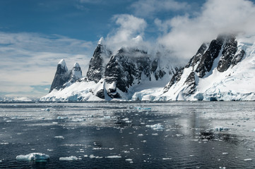 north and south arctic regions