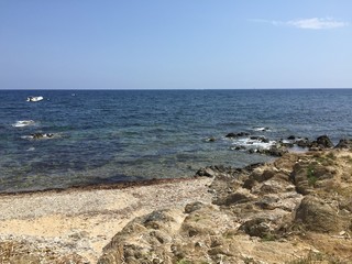 sea and rocks