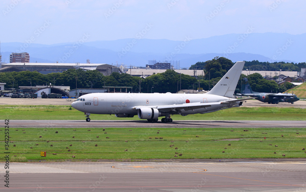 空中給油機ジェット輸送機kc 767 自衛隊輸送機航空自衛隊機ジェット機大型ジェット機航空機wall Mural Tenboh Siyaraku 空中給油機ジェット輸送機kc 767 自衛隊輸送機航空自衛隊機ジェット機大型ジェット機航空機wall Mural Tenboh Siyaraku