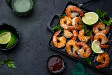 Canvas Print - roasted shrimps with sweet chilli sauce