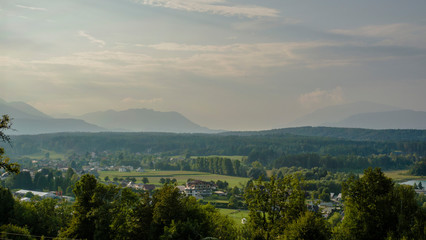  Blick auf das Dorf Faak am Faaker See