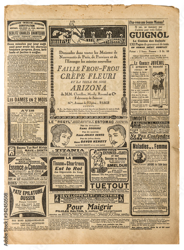  Fototapeta gazeta   stara-gazeta-strona-vintage-reklama-uzywane-tlo-papierowe