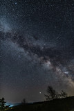 Fototapeta Niebo - Droga Mleczna, Milky Way , Gwiazdy, Farma Wiatrowa nocą, noc, gwieździsta noc, nów,