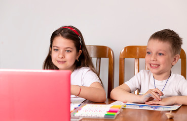 distance education of children, drawing online in quarantine, online drawing lesson