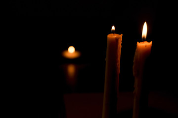 Candles that shine in the dark