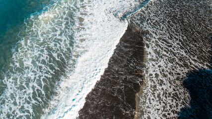Canvas Print - Aerial Views of Coastline and waves and beaches along the Great Ocean Road, Australia
