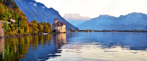 Cuadros en Lienzo view of famous Chateau de Chillon at Lake Geneva one of Switzerland's
