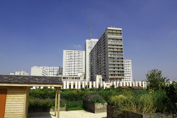 Wall Mural - Bagnolet, parc Des Guilands, Jean Moulin, quartier de la Noue