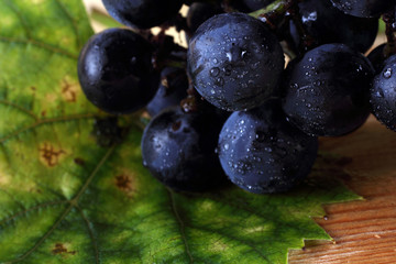 Sticker - Grape on table