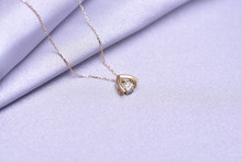 18k Yellow Gold Necklace With Real Diamond Top