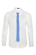 Biała męska koszula oraz niebieski krawat na białym wyizolowanym tle, zdjęcie  duch produktowe.