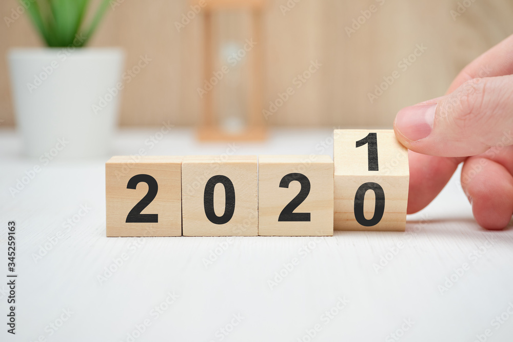 The concept of changing the year from 2020 to 2021 and the results of operations. - obrazy, fototapety, plakaty 