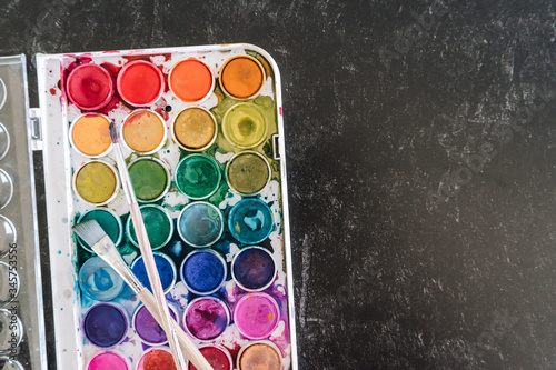 Fotografía colorful palette of watercolor paint